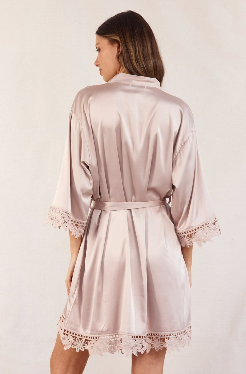Ella Latte Satin Robe | Bridal Party Robes | Bridesmaids Only