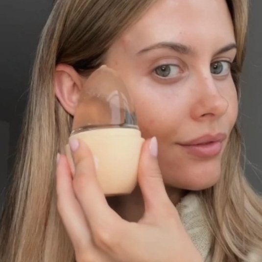 Ice Facial Tool - FredSkin - Bridesmaid Boxes
