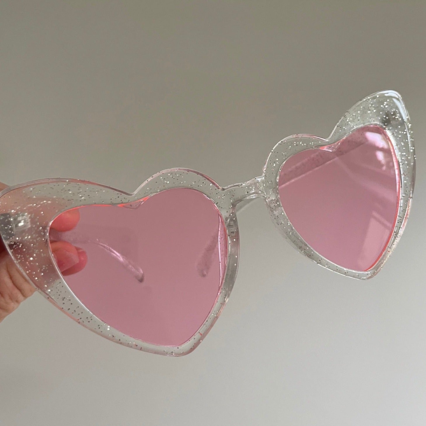 Ladies Heart Sunglasses - Bridesmaid Boxes