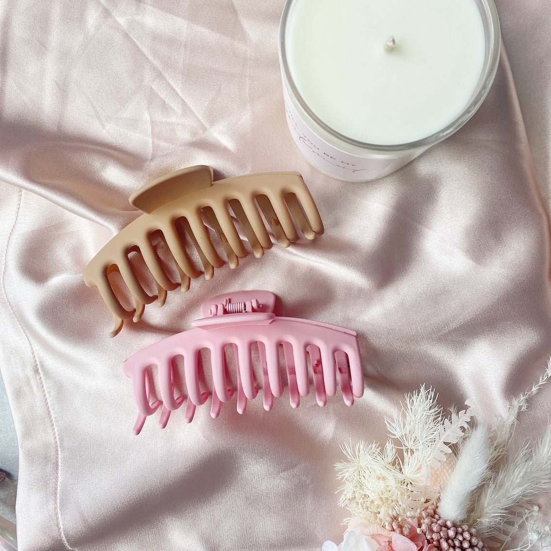 Pink Matte Large Claw Clip - Bridesmaid Boxes