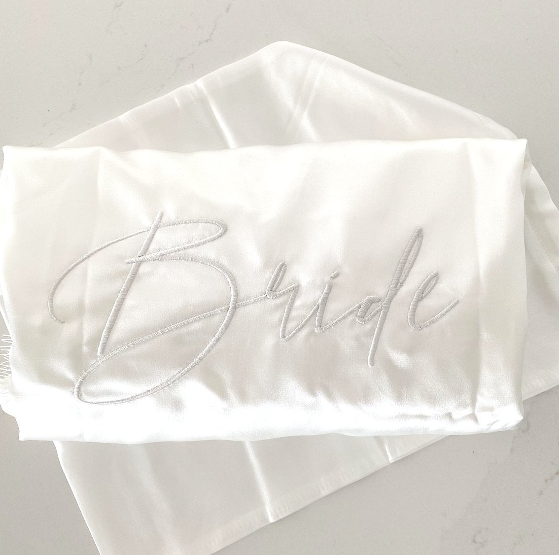 Tahlia Embroidered Bridal Robe - White - Bridesmaid Boxes